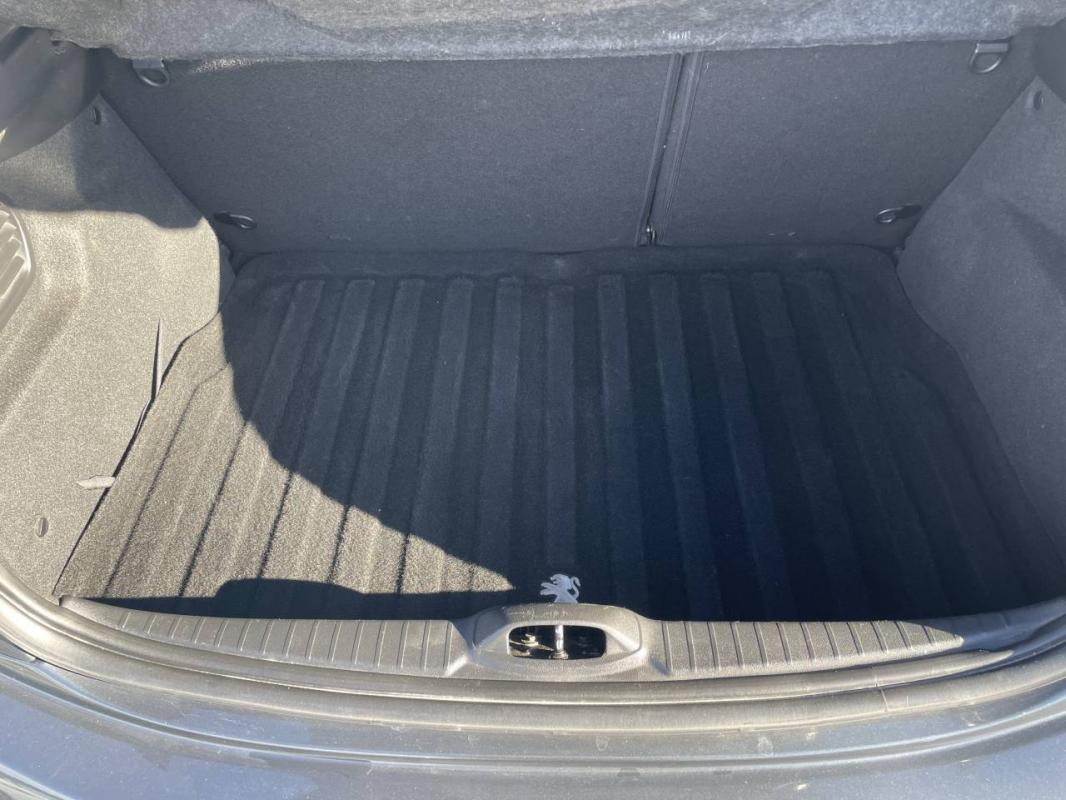 Peugeot 208 - 1.6 THP 200 GTI